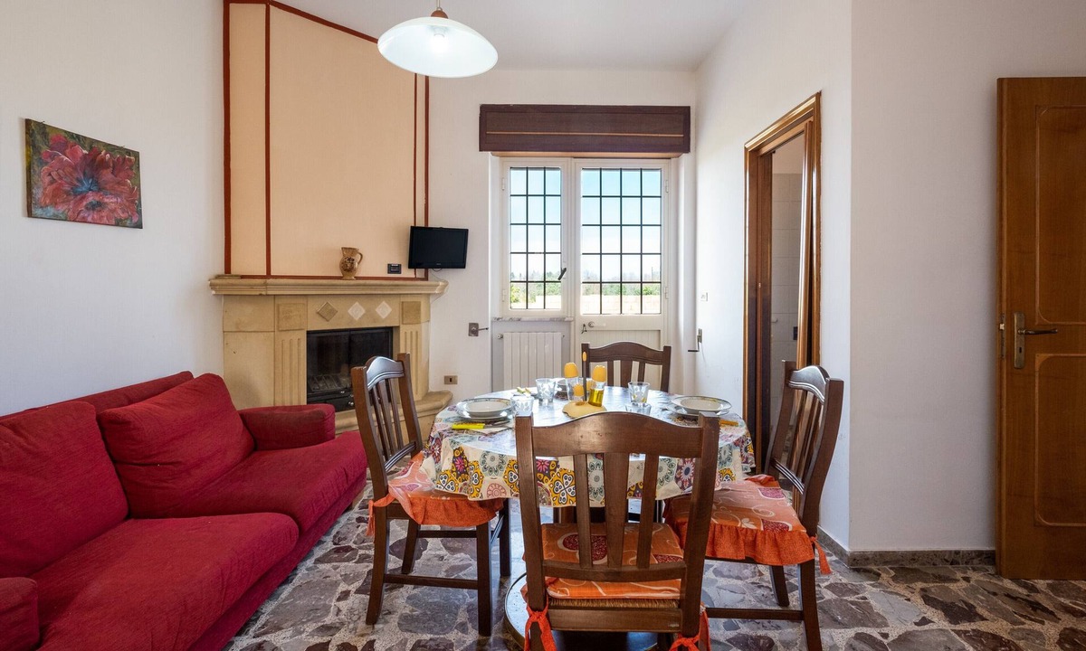 Gagliano del Capo Apartment | Pet-Friendly Apartment "Scirocco" with Garden