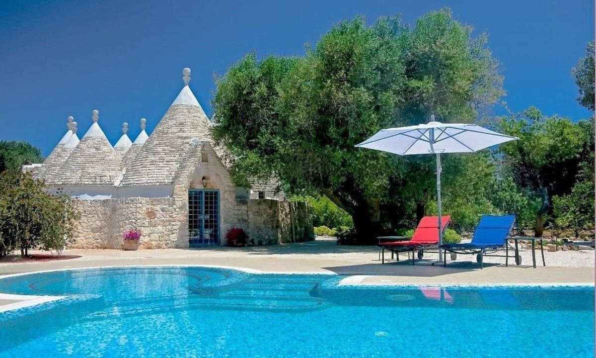 Ceglie Messapica Villa | Rare Trullo Villa, optional Heated PrivatePool &hotub,6Acres Olive, Full Air-con