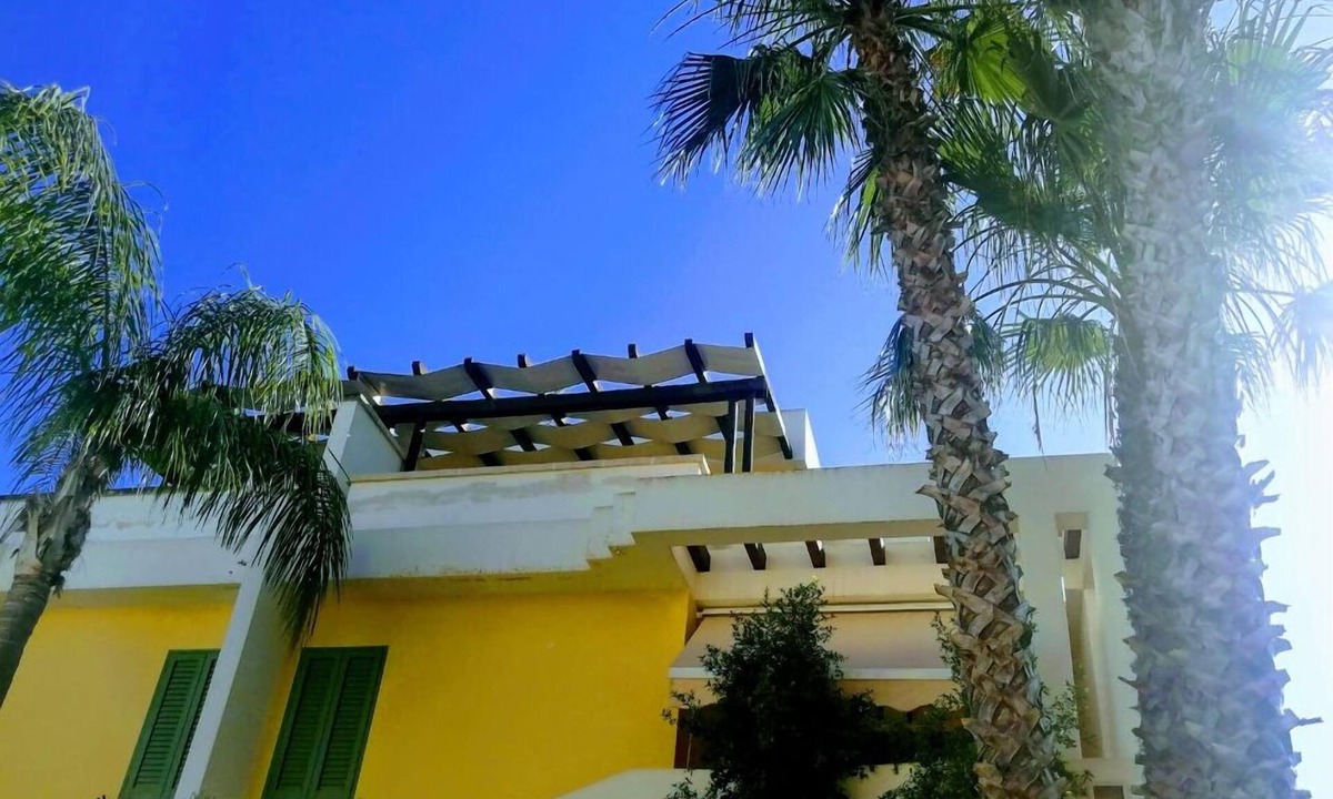 Baia Verde Bed & Breakfast | RELAIS MAFALDA GALLIPOLI BAIA VERDE 3/4 ROOMS AND 2 BATHROOMS