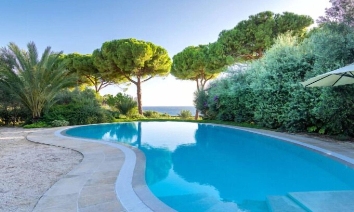 Taranto House | Seaside villa with pool in Taranto