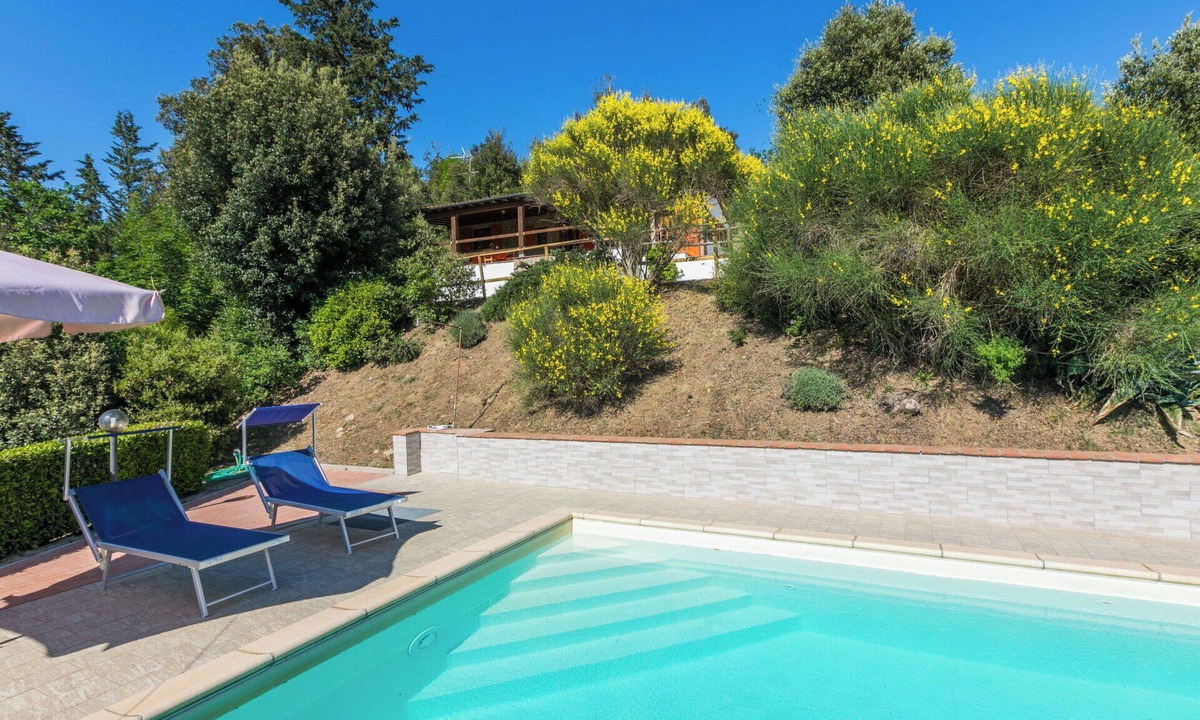 Montecatini Val di Cecina House | Stunning private villa for 4 people with WIFI, private pool, hot tub, TV and terrace