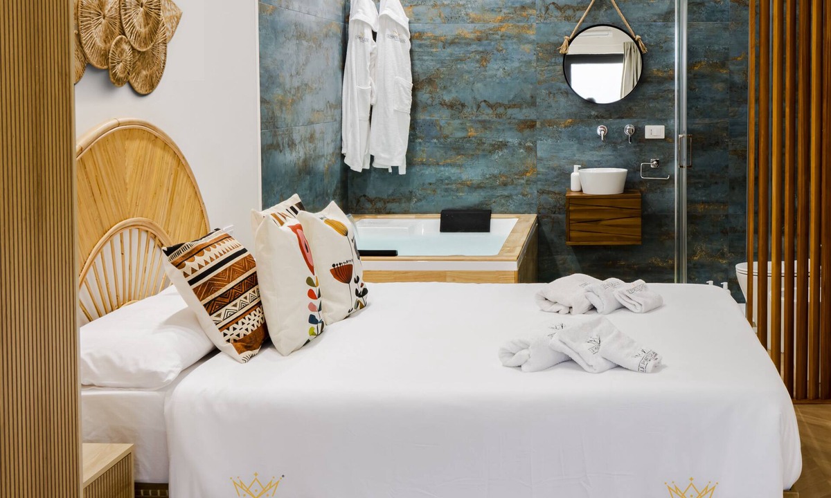 San Giorgio-Librino-San Giuseppe la Rena-Zia Lisa-Villaggio Sant'Agata Apartment | Suite with Private Jacuzzi in Catania short and long stays with full kitchen facilities