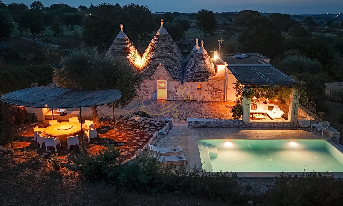 L'Assunta House | TD Trulli Terralta Panoramic Pool & Countryside
