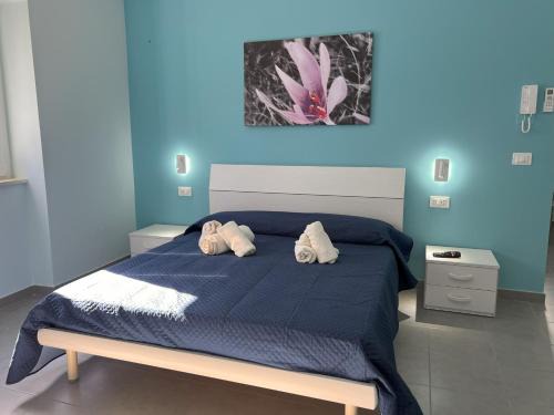 Paola Apartment | Twin Blue - Fuscaldoapartment