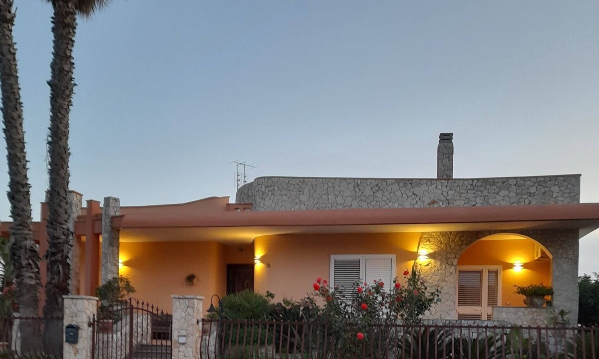 Matino House | Vacation home in the center of Salento, a few km from the most beautiful beaches of Salento