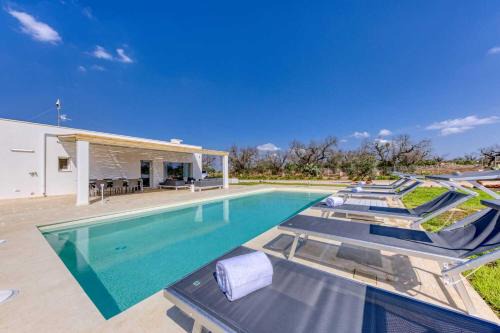 Ugento Villa | Villa Cento Ulivi By Vivimy