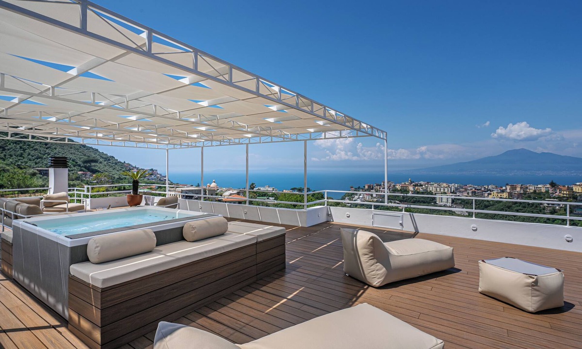 Vico Equense Villa | Villa Graziosa - Italian Escape