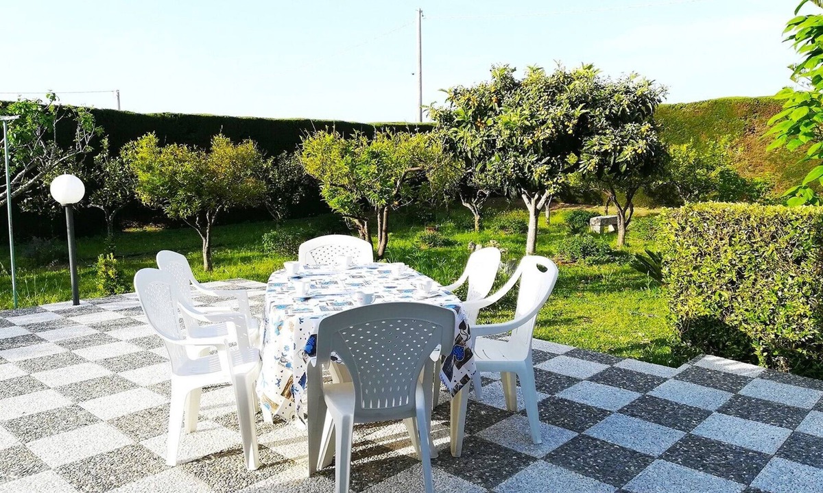Otranto Villa | Villa 'Incantevole Maddalena' with Shared Terrace and Private Garden