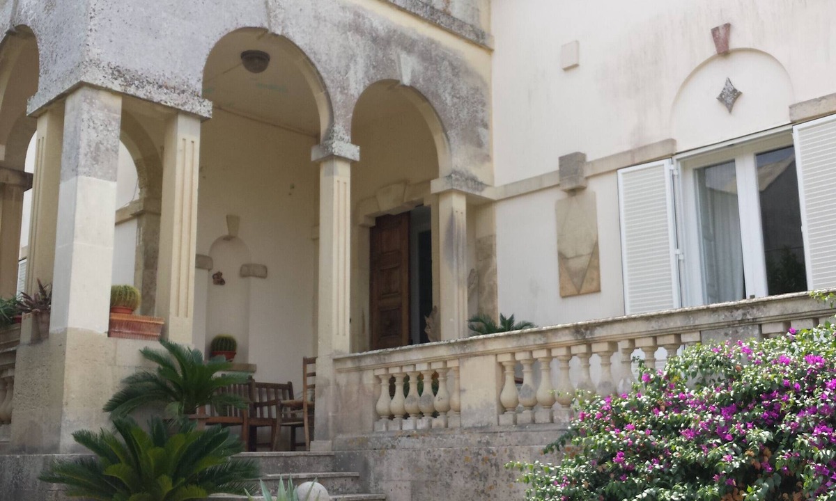 Vitigliano Villa | Villa 'Luxury Monika' with Private Pool, Wi-Fi and Air Conditioning