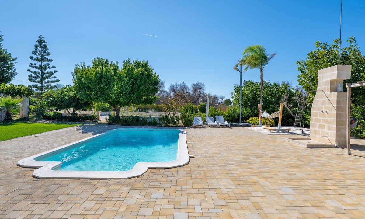 San Vito dei Normanni Villa | Villa Martina with Private Pool, Wi-Fi, and Air Conditioning