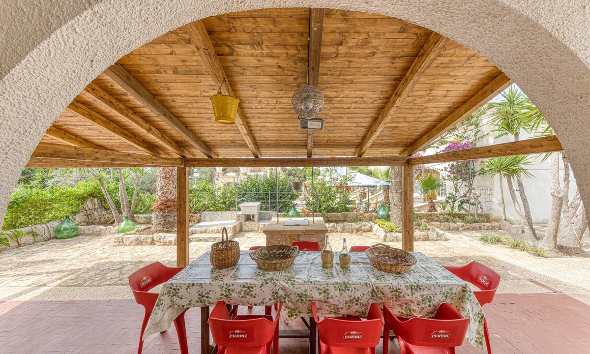 Torre Pali House | Villa Tulipano - Elegant Villa in Torre Pali, Salento
