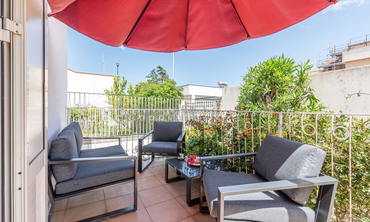 Mondello Ski Chalet | Villino Ada a Mondello by Wonderful Italy
