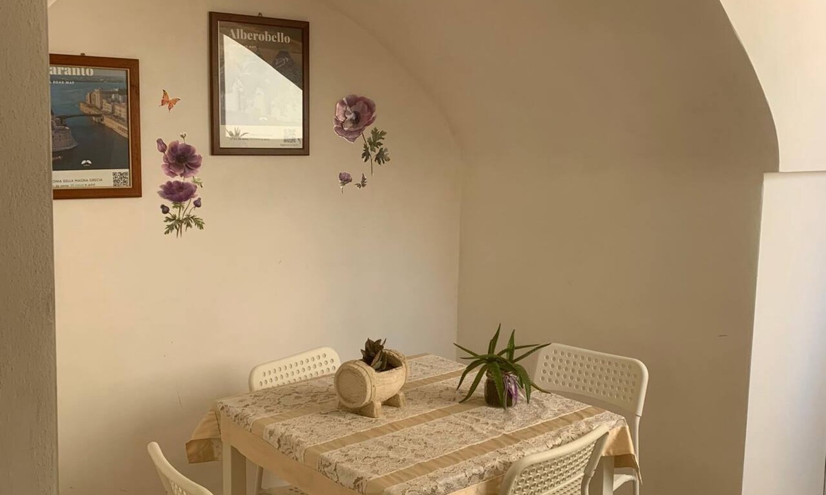 Centro Storico Apartment | Vintage vacation house: Xenia 2
