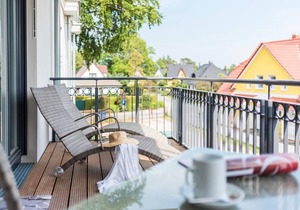 Comfortable vacation apartment in the first row of the beach with balcony in Zingst - in Zingst