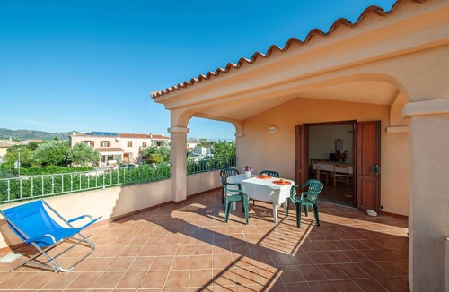 San Teodoro City Centre Apartment | 2 bedroom amazing apartment in San Teodoro OT
