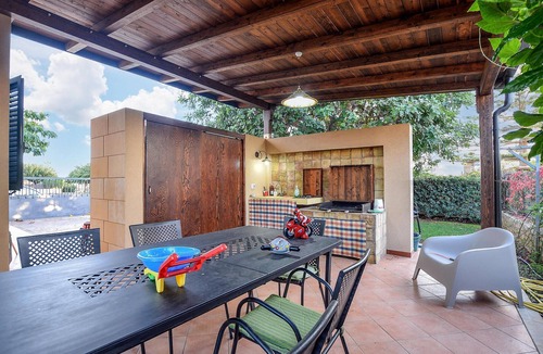Marina di Modica House | 2 bedroom beach front home in Marina di Modica