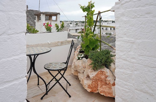 Alberobello House | 3 Bedroom Private vacation home in Alberobello