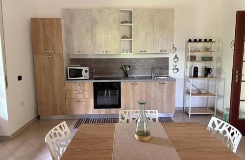 Montoro House | A charming villa surrounded by greenery, just a stone's throw from Salerno and the coast
