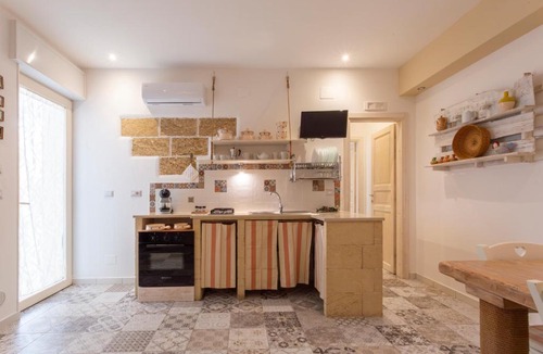Marina di Mancaversa Apartment | A Pochi Metri Dal Mare Seminterrato