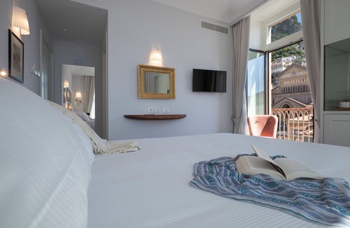 Amalfi Bed & Breakfast | ABBRACCIO Amalfi Boutique Retreat