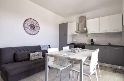 La Muddizza Apartment | Alta Marea by Interhome