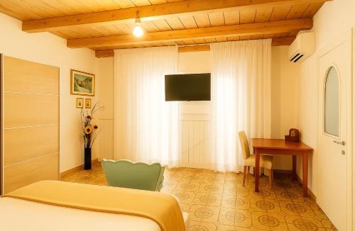 Amalfi House | Amalfi Coast Room
