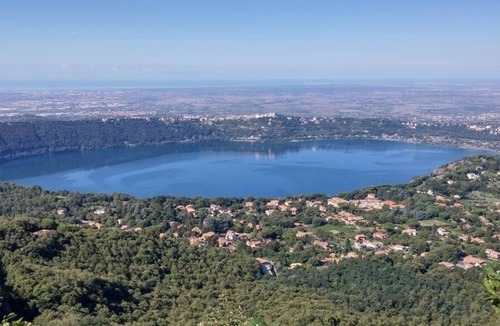 Rocca di Papa Villa | AMAZING PANORAMIC VILLA OVERLOOKING THE LAKE