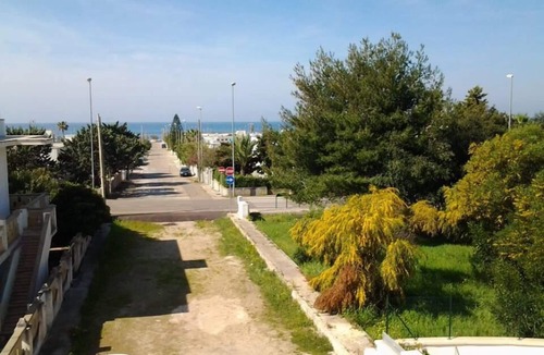 Marina di Mancaversa Apartment | APARTMENT 280 MT FROM THE SEA - PARKING SPACE AND GARDEN A FEW KM FROM GALLIPOLI