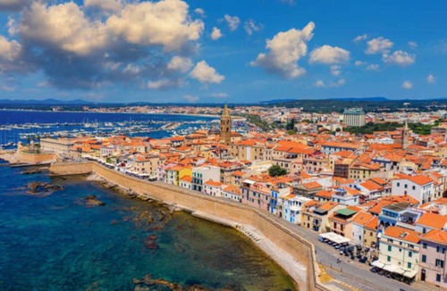 Alghero Apartment | Apartment 'Appartamento Beglia Alguer' with Balcony, Wi-Fi and Air Conditioning