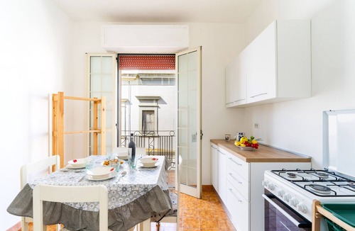 Sannicola Apartment | Apartment 'Betulla' with Balcony