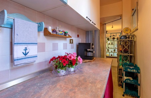 Stintino Apartment | Apartment Casa Erica with Garden, Terrace and Wi-Fi