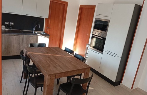 Marconia Apartment | Apartment 'Casa Letizia' with Private Terrace and Air Conditioning