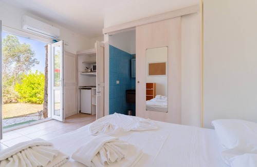 Tuglie House | Apartment 'Core Resort - 5' with Shared Pool, Wi-Fi, and Air Conditioning