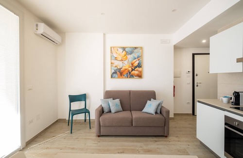 Otranto Apartment | Apartment "Dimora Idrusa" with Parking, Private Terrace, WiFi and Air Conditioning