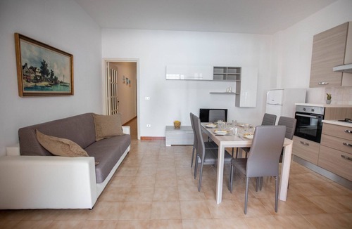 Torre Lapillo House | Apartment for rent with terrace (TL66A)