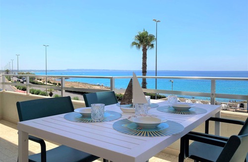 Il Monte Apartment | Apartment 'Gallipoli Waterfront' with Sea View, Balcony and Air Conditioning