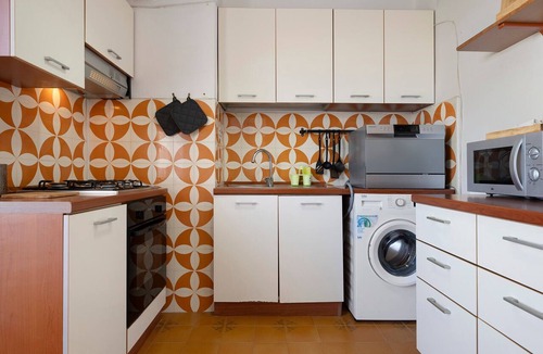 Villanova Apartment | Apartment 'Il Porticciolo' with Sea View, Wi-Fi and Air Conditioning