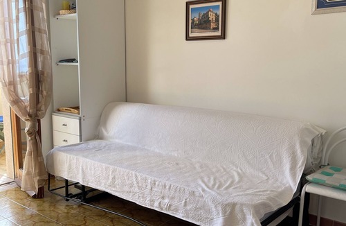 Scalea Apartment | Apartment in a quiet neighborhood overlooking the city and the sea