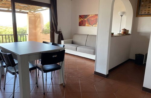 Punta De Su Turrione Apartment | Apartment in village, green and relax