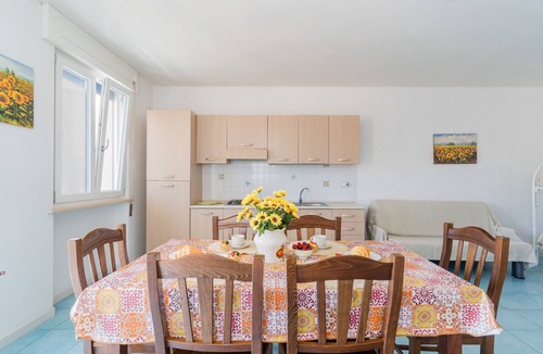 Marina di Mancaversa Apartment | Apartment 'Residence La Perla - Smeraldo' with Balcony and Air Conditioning