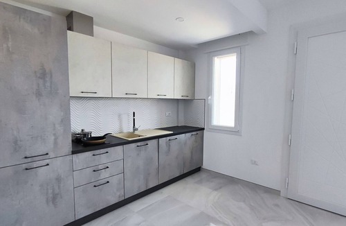 Torre San Giovanni Apartment | Apartment 'Nuovo T San Giovanni' with Private Terrace, Balcony and Air Conditioning