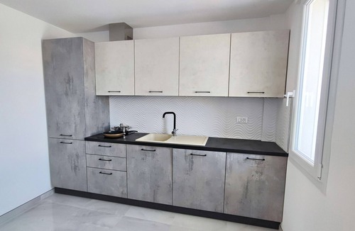 Torre San Giovanni Apartment | Apartment 'Nuovo T San Giovanni' with Private Terrace, Balcony and Air Conditioning