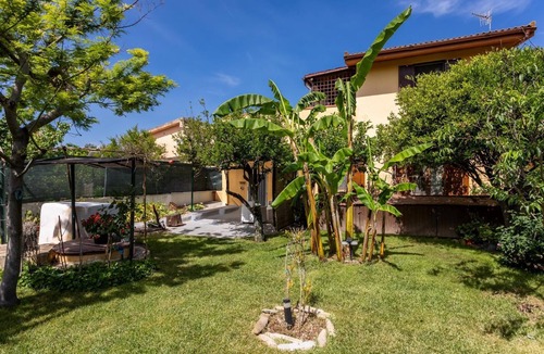 Sorso House | Apartment with garden near the sea