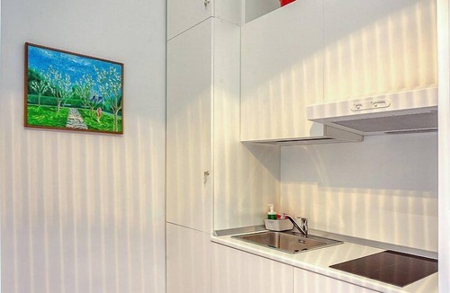 Historical Downtown Salerno Apartment | Appartamento Zeno: A modern and graceful apartment located in the center of Salerno, with Free WI-FI.