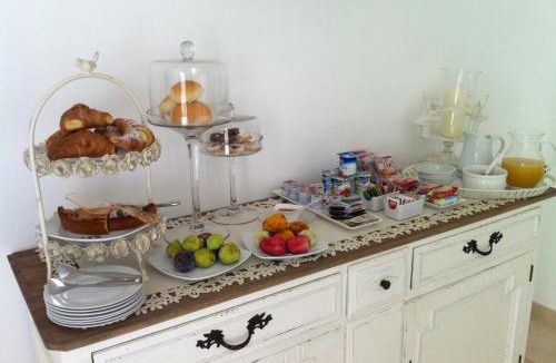 Torre Santa Sabina Bed & Breakfast | B&B Villa Cinzia