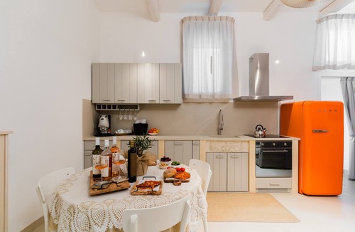 Otranto House | Bacchus Luxury Home Ancient Suite in Otranto: Spa Tub, Fireplace, Parking, Wi-Fi, AC
