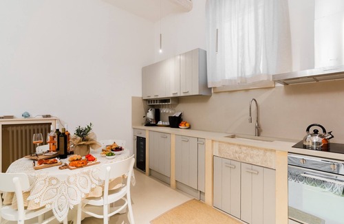 Otranto House | Bacchus Luxury Home Ancient Suite in Otranto: Spa Tub, Fireplace, Parking, Wi-Fi, AC