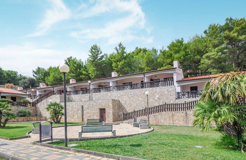Pugnochiuso Apartment | Beautiful apartment in warm ambience not far from the coast.