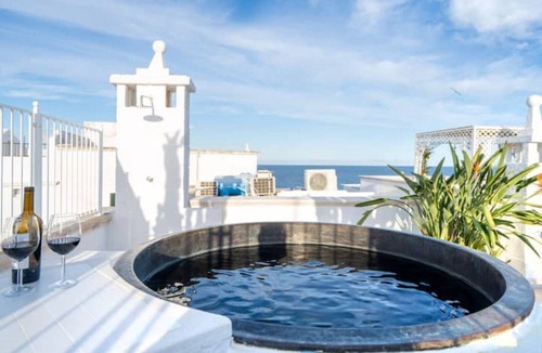 Centro Storico Apartment | Beautiful luxury flat. Spacious terrace with panoramic sea views & dipping pool.
