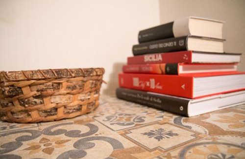 Modica Apartment | CaleidoScopio Blu